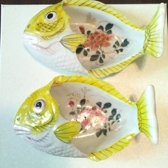 Antique Japanese Meiji fish dish porcelain Deco with beautiful details and color - Picture 3 of 4
